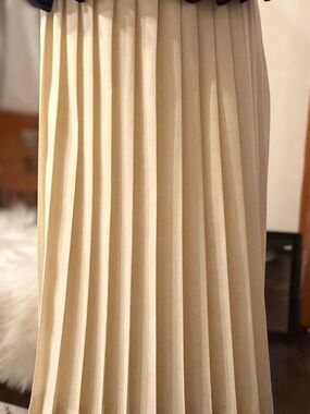 Chic Jaeger Classic Women's Cream Midi Pleated Skirt SEE MEASUREMENTS